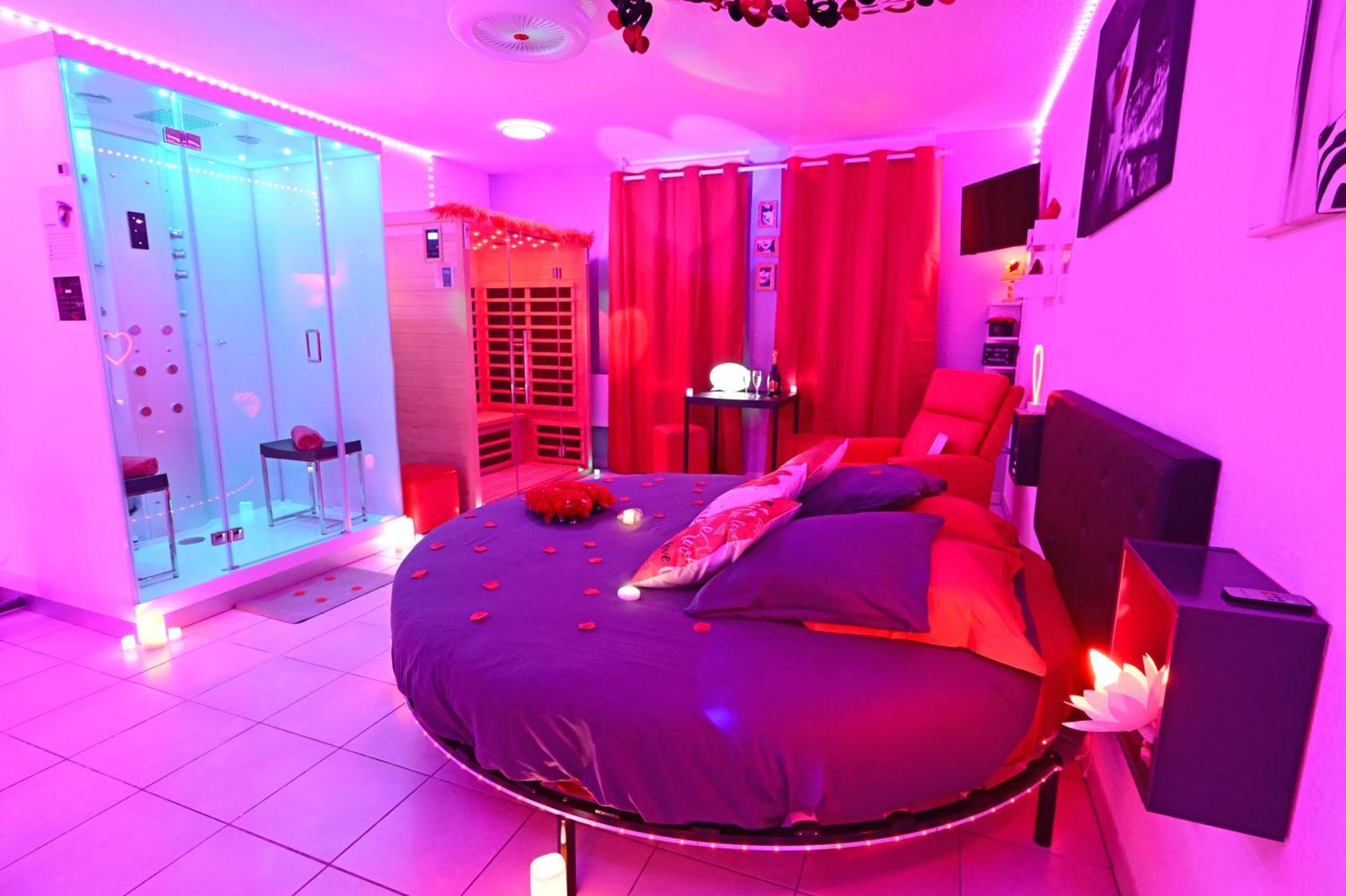 Love Room A Deux Pas De L'Ocean Avec Hammam, Sauna Et Bain A 2 :-) Biscarrosse Ngoại thất bức ảnh