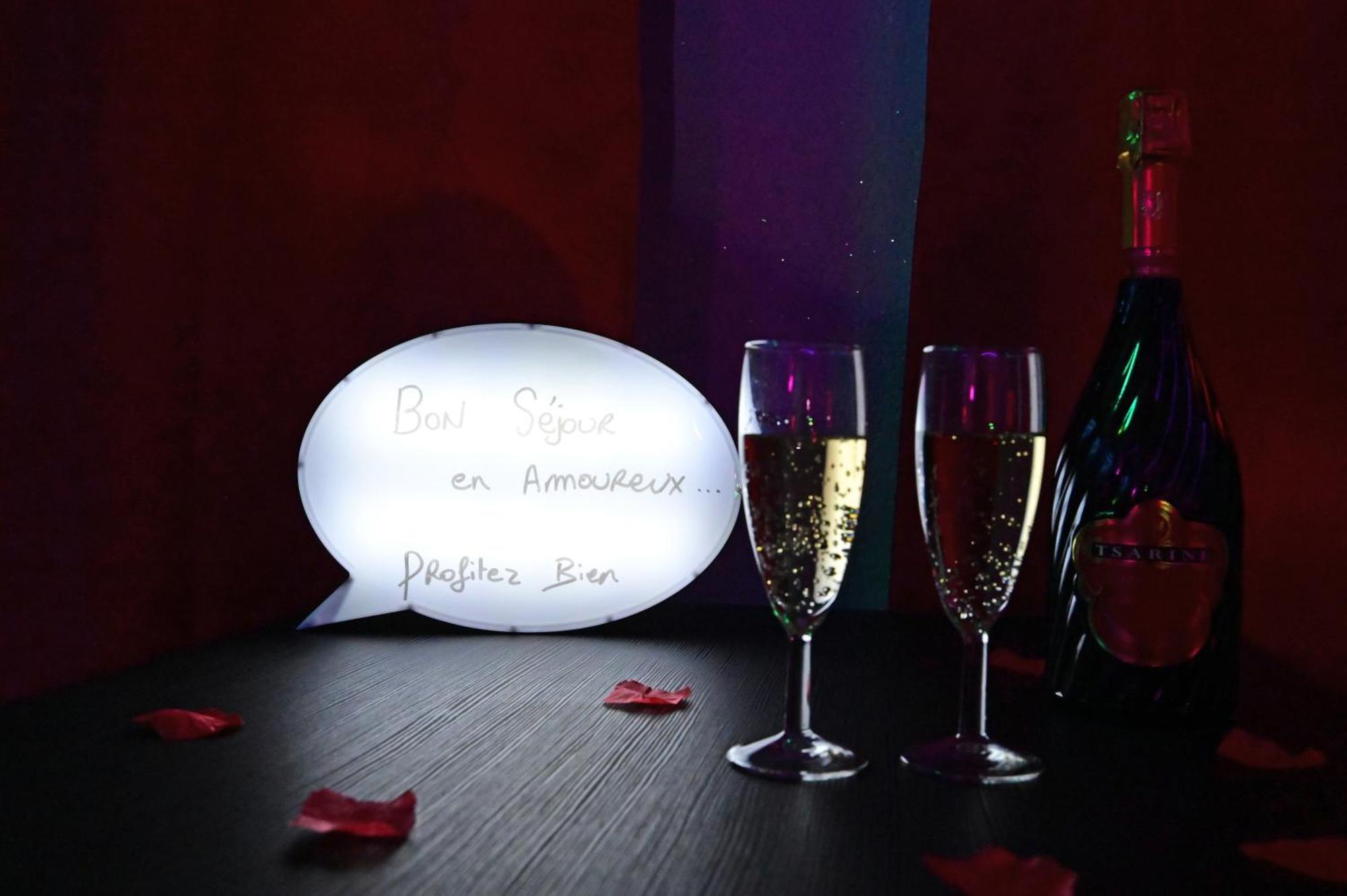 Love Room A Deux Pas De L'Ocean Avec Hammam, Sauna Et Bain A 2 :-) Biscarrosse Ngoại thất bức ảnh