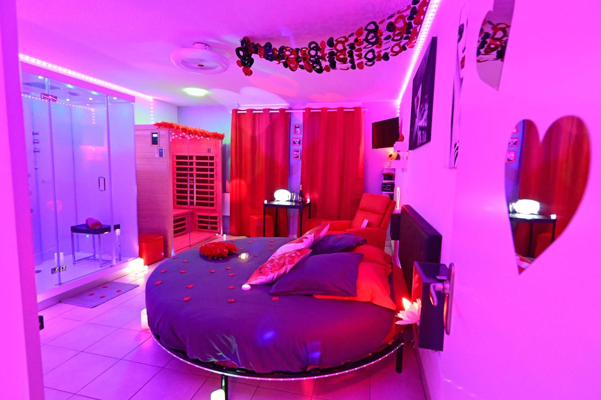 Love Room A Deux Pas De L'Ocean Avec Hammam, Sauna Et Bain A 2 :-) Biscarrosse Ngoại thất bức ảnh