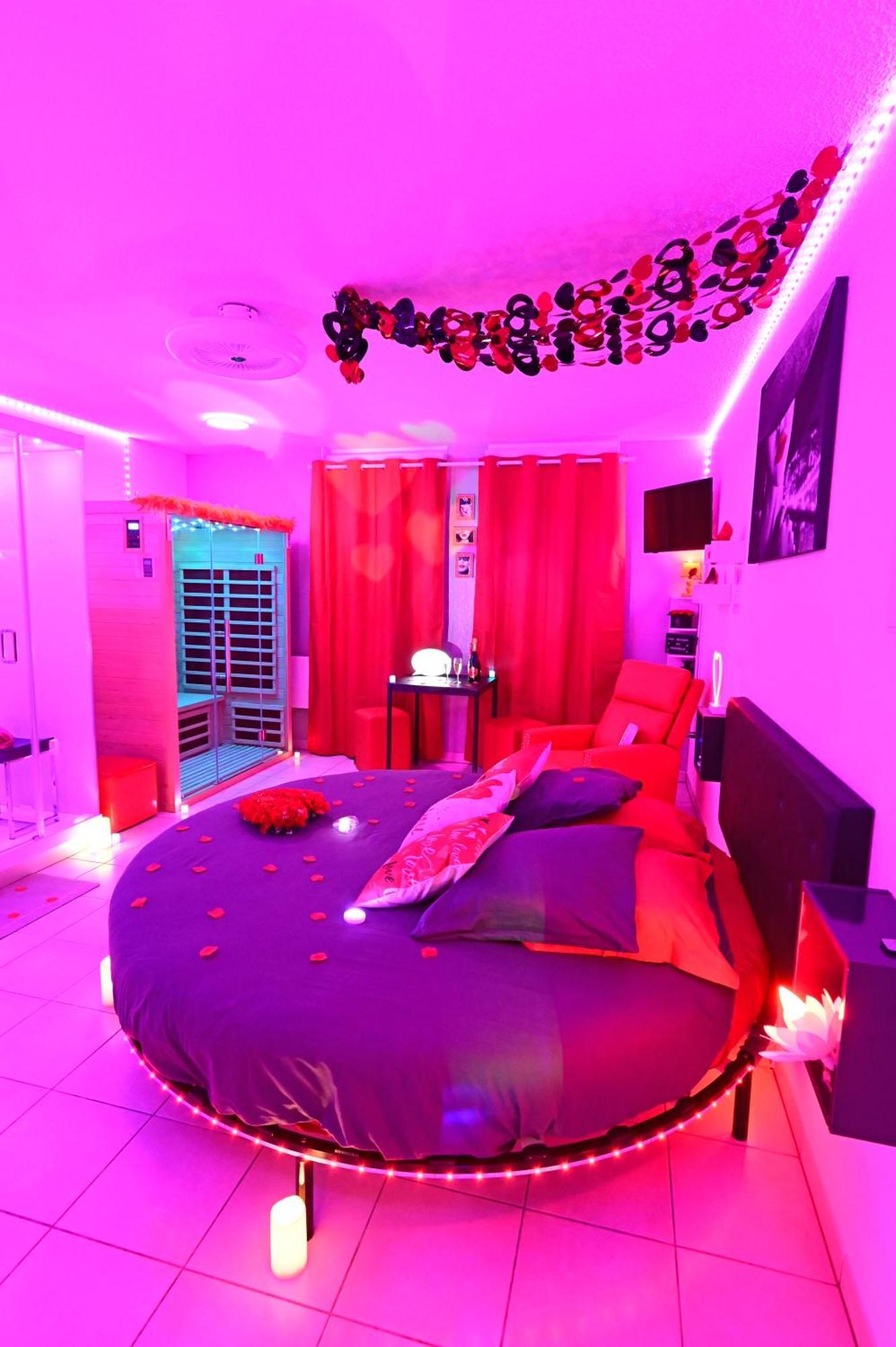 Love Room A Deux Pas De L'Ocean Avec Hammam, Sauna Et Bain A 2 :-) Biscarrosse Ngoại thất bức ảnh